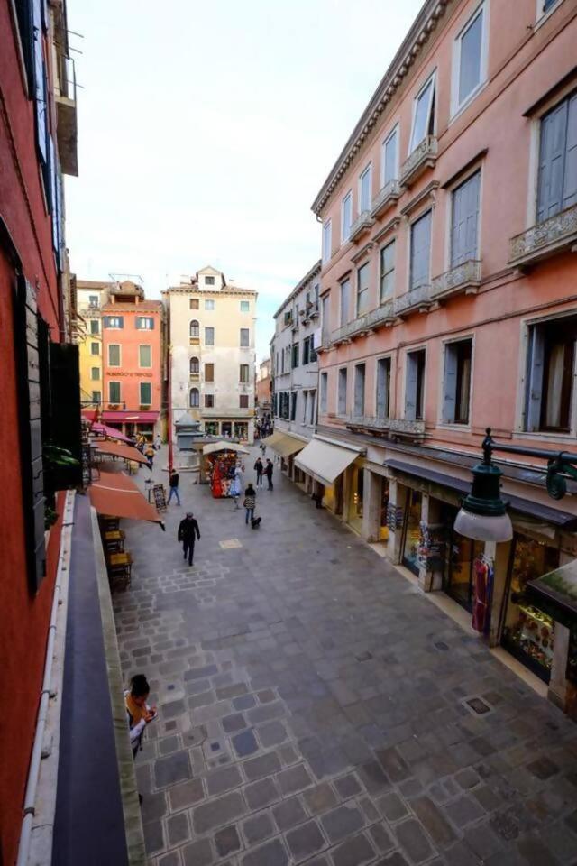 Campanile Alla Canonica Design House Venesia Bagian luar foto