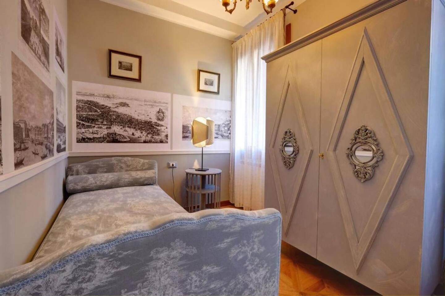 Campanile Alla Canonica Design House Venesia Bagian luar foto