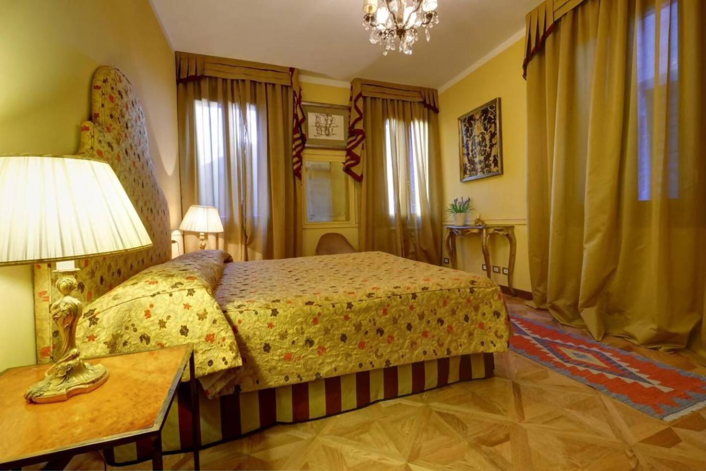 Campanile Alla Canonica Design House Venesia Bagian luar foto